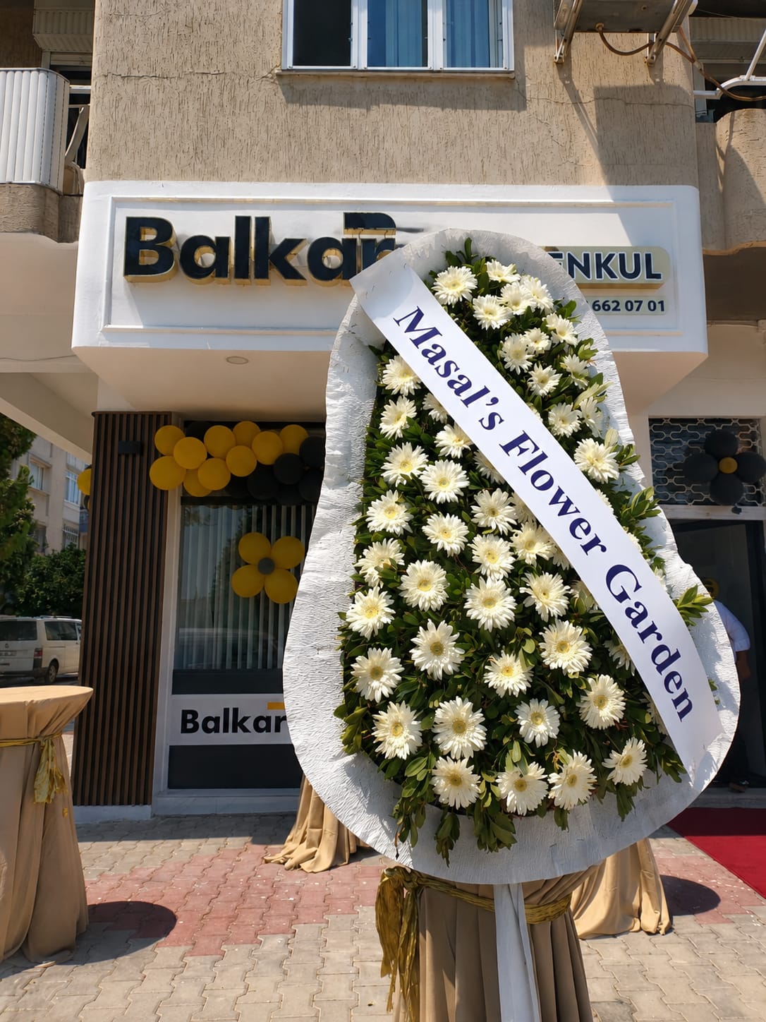 Beyaz Gerbera Çelenk
